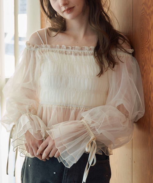 archives(アルシーヴ)の「【25ss】シャーリングオフショルチュールTOPS(シャツ/ブラウス・レディース・ブラック/アイボリー/グレー/モカ・MEDIUM)」の7枚目の写真