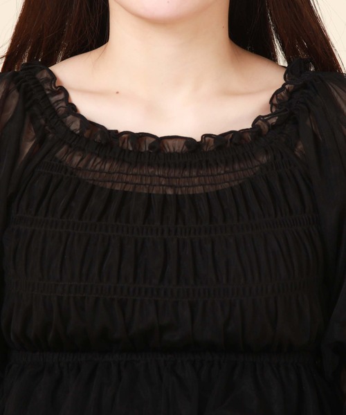 セール】【25ss】シャーリングオフショルチュールTOPS（シャツ