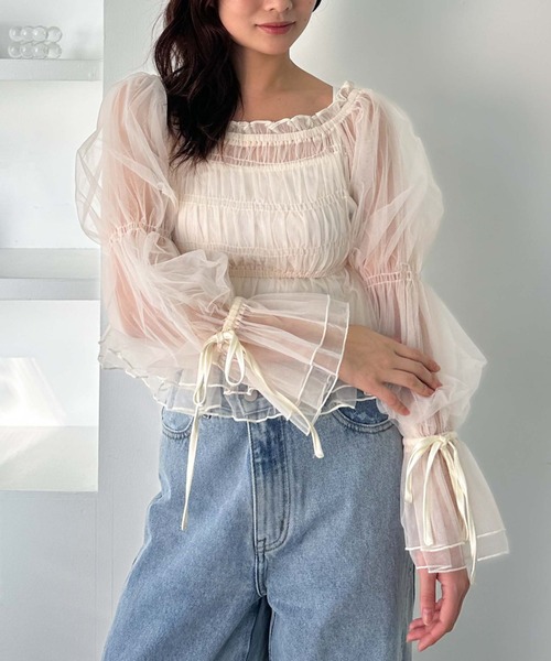 archives(アルシーヴ)の「【25ss】シャーリングオフショルチュールTOPS(シャツ/ブラウス・レディース・ブラック/アイボリー/グレー/モカ・MEDIUM)」の21枚目の写真