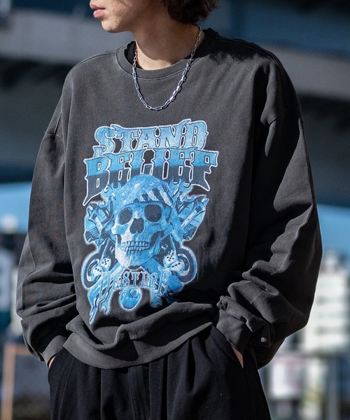 JOHN'S CLOSET（ジョンズクローゼット）の「【i】ヴィンテージグラフィックプリント オーバーサイズピグメント クルーネックスウェット（スウェット・メンズ・ブラック系2/グレー系2/グレー系3/ブラック系1/グレー系1/ブラック系3・LARGE/X-LARGE/MEDIUM）」の4枚目の写真