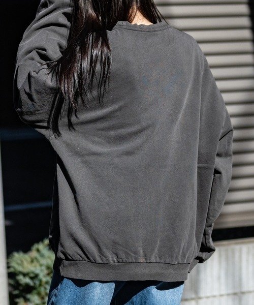 JOHN'S CLOSET（ジョンズクローゼット）の「【i】ヴィンテージグラフィックプリント オーバーサイズピグメント クルーネックスウェット（スウェット・メンズ・ブラック系2/グレー系2/グレー系3/ブラック系1/グレー系1/ブラック系3・LARGE/X-LARGE/MEDIUM）」の15枚目の写真