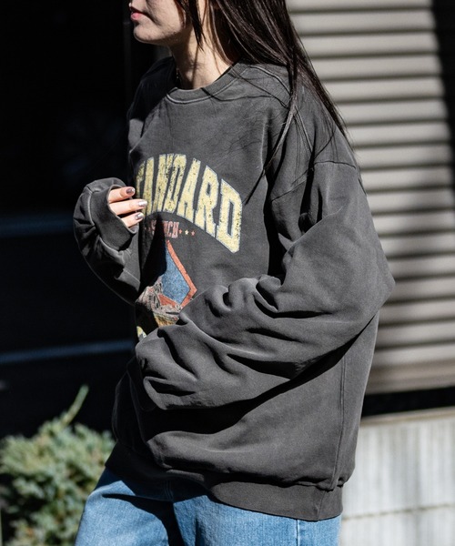 JOHN'S CLOSET（ジョンズクローゼット）の「【i】ヴィンテージグラフィックプリント オーバーサイズピグメント クルーネックスウェット（スウェット・メンズ・ブラック系2/グレー系2/グレー系3/ブラック系1/グレー系1/ブラック系3・LARGE/X-LARGE/MEDIUM）」の14枚目の写真