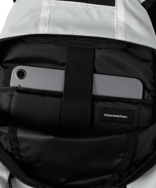 thisisneverthat（ディスイズネバーザット）の「Traveler FT 15 Backpack（バックパック/リュック・メンズ・クリーム/ブラック・FREE）」の20枚目の写真
