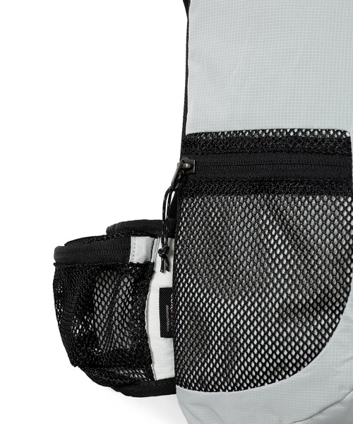 thisisneverthat（ディスイズネバーザット）の「Traveler FT 15 Backpack（バックパック/リュック・メンズ・クリーム/ブラック・FREE）」の21枚目の写真