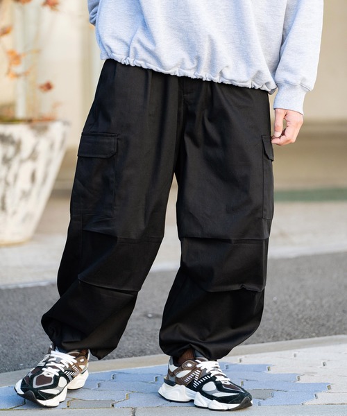 Ressaca(レサーカ)の「コットンストレッチツイル タックワイドストレート2Wayミリタリーカーゴイージーパンツ(カーゴパンツ・メンズ・ベージュ/ホワイト/ブラック/カーキ・XL/M/L)」の22枚目の写真