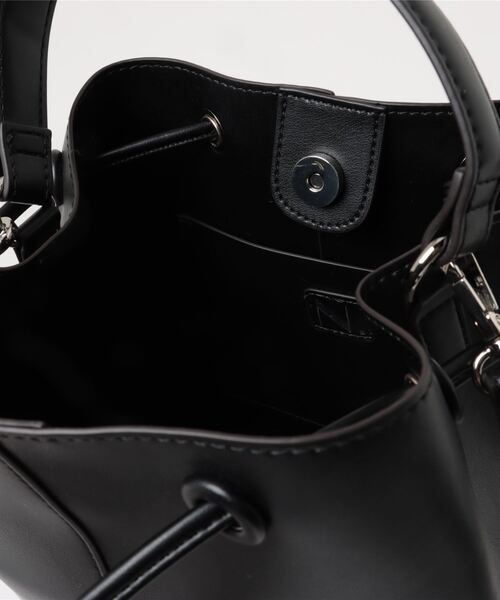 N.（N. Natural Beauty Basic）（エヌエヌナチュラルビューティーベーシック）の「◆バケット型ショルダーバッグ（ショルダーバッグ・レディース・ホワイト/ミント/ブラック・ﾌﾘ-）」の6枚目の写真