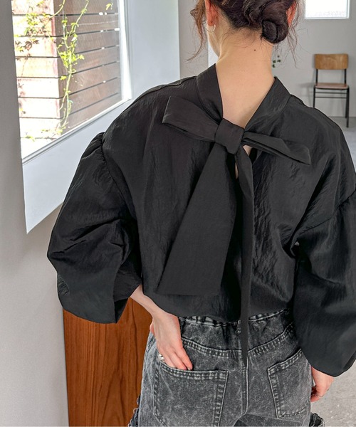 feepur(フェピュール)の「2wayボウタイブラウス(シャツ/ブラウス・レディース・ブラック/オフホワイト・MEDIUM)」の1枚目の写真