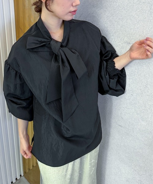 feepur(フェピュール)の「2wayボウタイブラウス(シャツ/ブラウス・レディース・ブラック/オフホワイト・MEDIUM)」の18枚目の写真