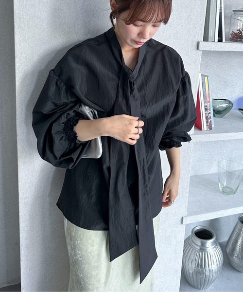 feepur(フェピュール)の「2wayボウタイブラウス(シャツ/ブラウス・レディース・ブラック/オフホワイト・MEDIUM)」の20枚目の写真