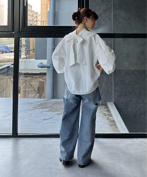 feepur(フェピュール)の「2wayボウタイブラウス(シャツ/ブラウス・レディース・ブラック/オフホワイト・MEDIUM)」の5枚目の写真