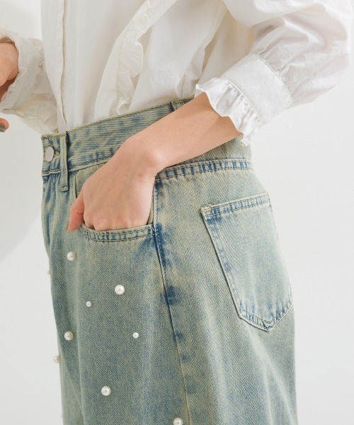 terrace(テラス)の「フロントパールゆるストレートデニムパンツ(デニムパンツ・レディース・ブルー/ブラック・MEDIUM)」の4枚目の写真