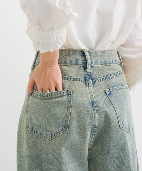 terrace(テラス)の「フロントパールゆるストレートデニムパンツ(デニムパンツ・レディース・ブルー/ブラック・MEDIUM)」の3枚目の写真