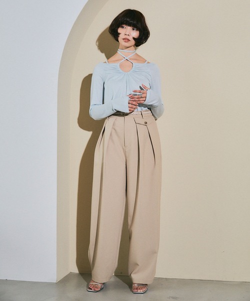 ELLEgirl（エルガール）の「ツータックワイドパンツ【ELLEgirl/エル ガール】（スラックス・レディース・ベージュ/ブラック・S/M）」の18枚目の写真