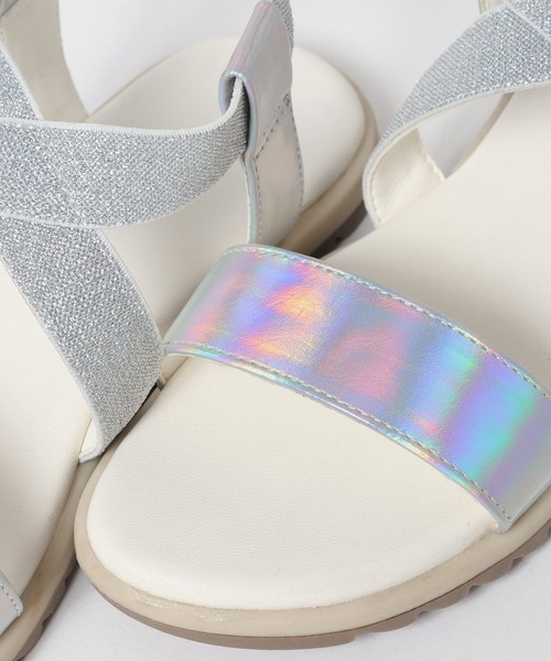 GLOBAL WORK(グローバルワーク)の「ラクラク/ゴムクロスサンダル/110730(サンダル・キッズ・オフホワイト/シルバー/ブラック・23cm/22cm/21cm/20㎝)」の11枚目の写真