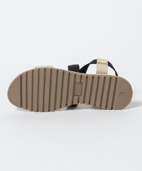 GLOBAL WORK(グローバルワーク)の「ラクラク/ゴムクロスサンダル/110730(サンダル・キッズ・オフホワイト/シルバー/ブラック・23cm/22cm/21cm/20㎝)」の5枚目の写真