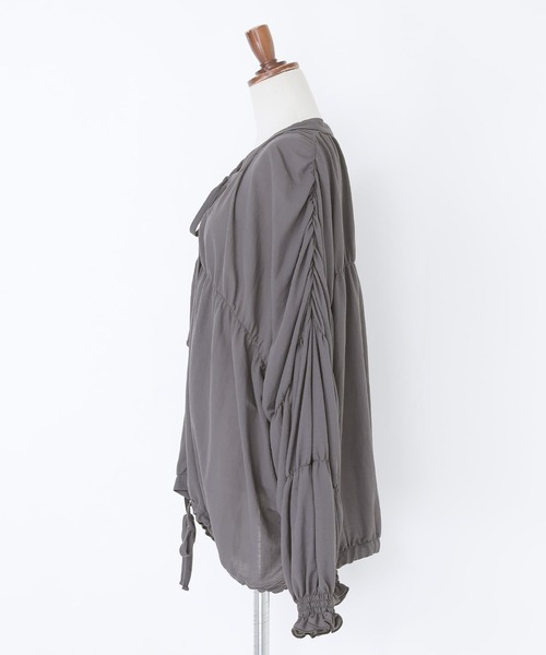 somari imagination（ソマリ イマジネーション）の「『シャーリングシアーカットソーカーディガン』（カーディガン/ボレロ・レディース・チャコール/ライトブルー・FREE）」の18枚目の写真