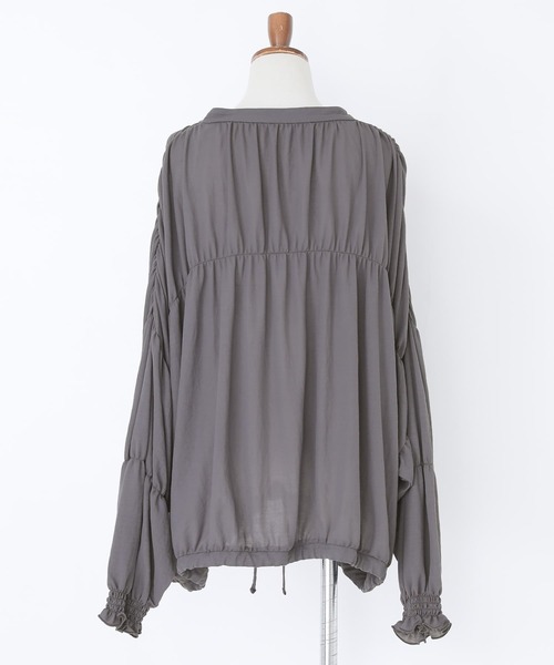 somari imagination（ソマリ イマジネーション）の「『シャーリングシアーカットソーカーディガン』（カーディガン/ボレロ・レディース・チャコール/ライトブルー・FREE）」の19枚目の写真