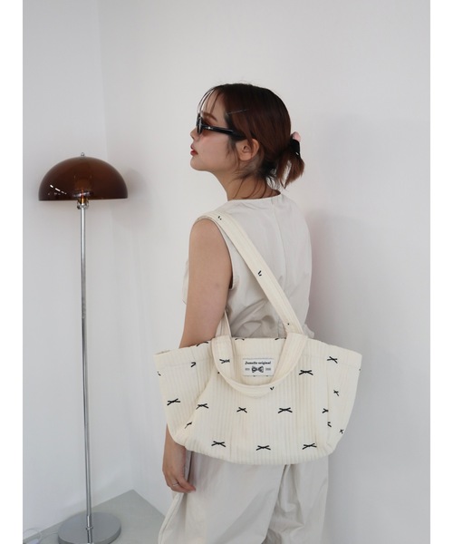 JUMELLE（ジュメロ）の「【ZOZOTOWN限定】nubi tote bag（トートバッグ・レディース・アイボリー・FREE）」の18枚目の写真