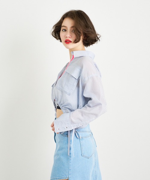 ANNA SUI NYC（アナ スイ エヌ ワイ シー）の「ANNA SUI NYC シアー配色ドロストショートシャツ（シャツ/ブラウス・レディース・ブルー/ホワイト/パープル・FREE）」の11枚目の写真