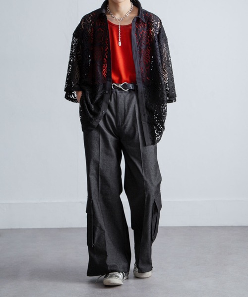 NILWAY(ニルウェイ)の「アンダーポケットフレアカーゴスラックス/アンダーポケットデザインフレア カーゴパンツ(カーゴパンツ・メンズ・ダークグレー/ライトグレー/ブラック・MEDIUM/LARGE/SMALL)」の10枚目の写真