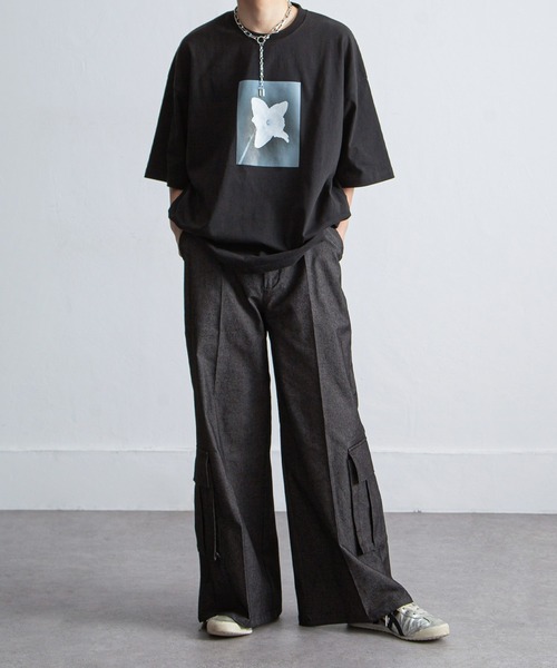 NILWAY(ニルウェイ)の「アンダーポケットフレアカーゴスラックス/アンダーポケットデザインフレア カーゴパンツ(カーゴパンツ・メンズ・ダークグレー/ライトグレー/ブラック・MEDIUM/LARGE/SMALL)」の13枚目の写真