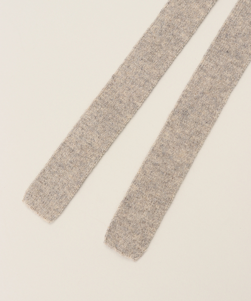 extreme cashmere（エクストリーム　カシミヤ）の「EXTREME CASHMERE （エクストリーム カシミヤ） Bralette（その他トップス・レディース・ライトグレー/ネイビー・FREE）」の6枚目の写真