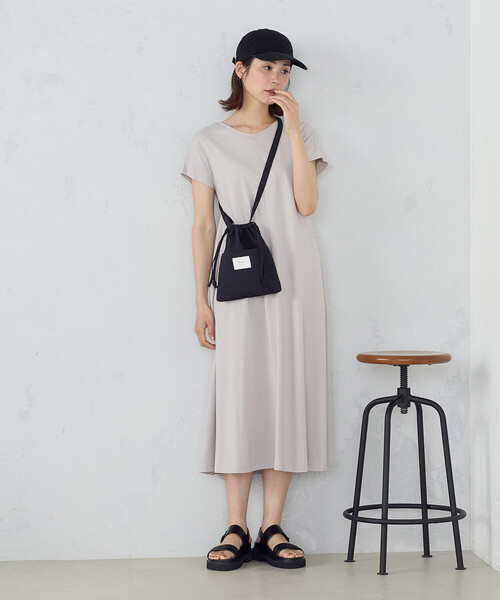 COMME CA ISM（コムサイズム）の「綿100％ バックデザイン 半袖 Ｔワンピース（ワンピース・レディース・モカ/ライトグレー/ターコイズブルー/ブラック・MEDIUM/LARGE）」の8枚目の写真
