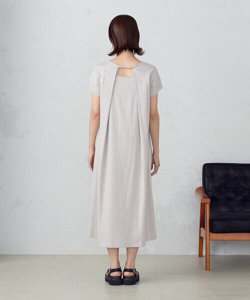 COMME CA ISM（コムサイズム）の「綿100％ バックデザイン 半袖 Ｔワンピース（ワンピース・レディース・モカ/ライトグレー/ターコイズブルー/ブラック・MEDIUM/LARGE）」の21枚目の写真