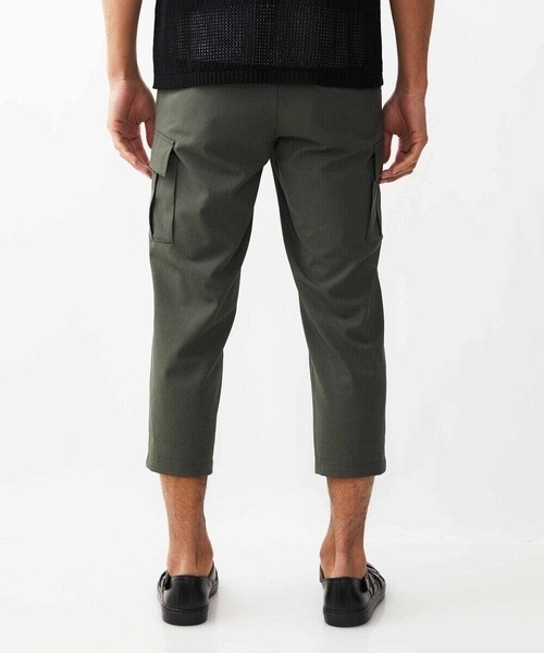 MK MICHEL KLEIN HOMME （エムケーミッシェルクランオム）の「【ラスト１/残りわずか/在庫限り】クロップドカーゴパンツ / シャリポリストレッチ（カーゴパンツ・メンズ・グレー/ライトカーキ/ネイビー・50/48/46）」の8枚目の写真