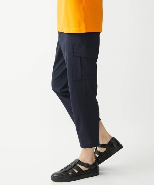 MK MICHEL KLEIN HOMME （エムケーミッシェルクランオム）の「【ラスト１/残りわずか/在庫限り】クロップドカーゴパンツ / シャリポリストレッチ（カーゴパンツ・メンズ・グレー/ライトカーキ/ネイビー・50/48/46）」の12枚目の写真