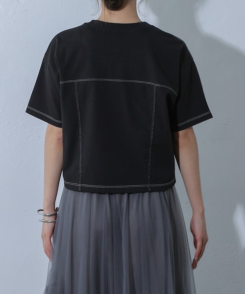 COLONY 2139(コロニートゥーワンスリーナイン)の「キレイメ天竺ステッチデザインTシャツ(Tシャツ/カットソー・レディース・オフホワイト/ブラック・FREE)」の8枚目の写真