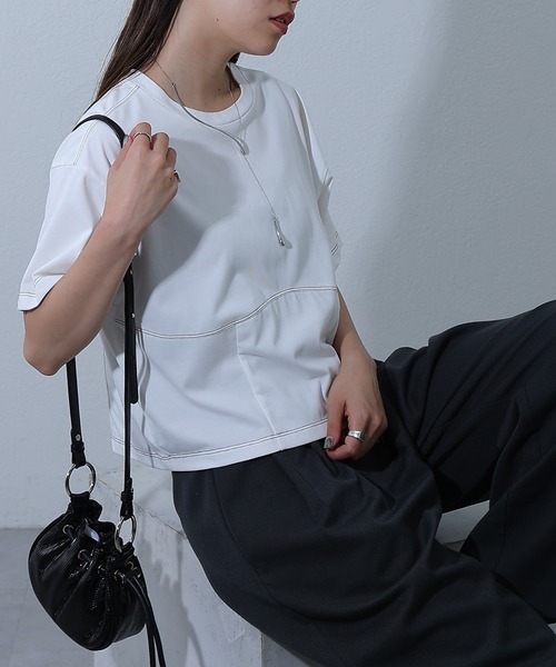 COLONY 2139(コロニートゥーワンスリーナイン)の「キレイメ天竺ステッチデザインTシャツ(Tシャツ/カットソー・レディース・オフホワイト/ブラック・FREE)」の20枚目の写真