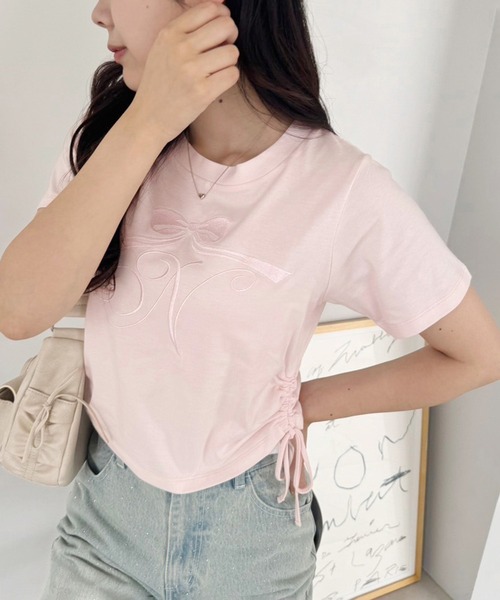 one after another NICE CLAUP(ワンアフターアナザーナイスクラップ)の「サイドドロストアソートTシャツ(Tシャツ/カットソー・レディース・ホワイト系その他/ピンク系その他/スミクロ/ホワイト系その他2/ピンク系その他2/ピンク/オフホワイト/イエロー/ホワイト・FREE)」の8枚目の写真