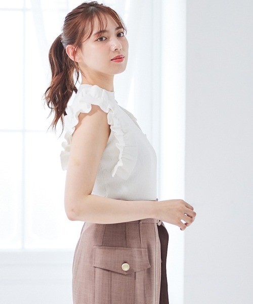 12Twelve Agenda（トゥエルブ　アジェンダ）の「スパンコールラメギャザースリーブニットプルオーバー（Tシャツ/カットソー・レディース・ブルー/ピンクベージュ/オフホワイト・M）」の6枚目の写真