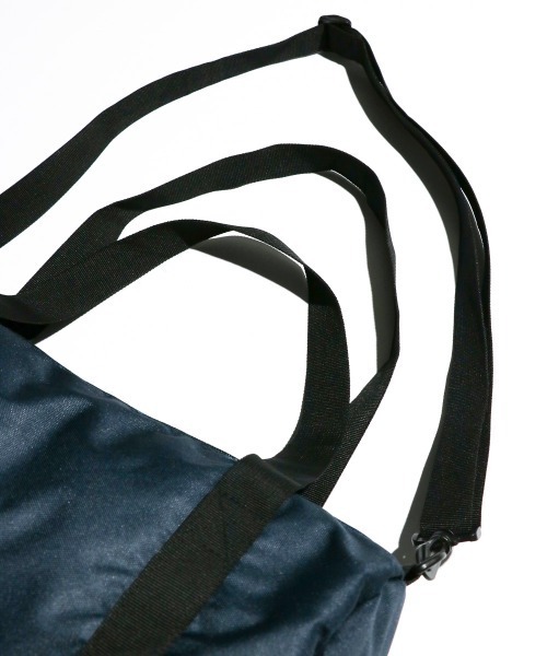PENNEYS(ぺニーズ)の「PENNEY'S / ペニーズ THE FOX 2WAY MINI DRUM BAG ミニドラムバッグ ワンポイント ブランドロゴ(ドラムバッグ・メンズ・ネイビー/ベージュ/ブラック/オリーブ・FREE)」の16枚目の写真