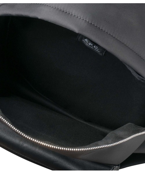 A.P.C.（アーペーセー）の「SAC A DOS CAMDEN（バックパック/リュック・メンズ・ブラック・ONESIZE）」の8枚目の写真