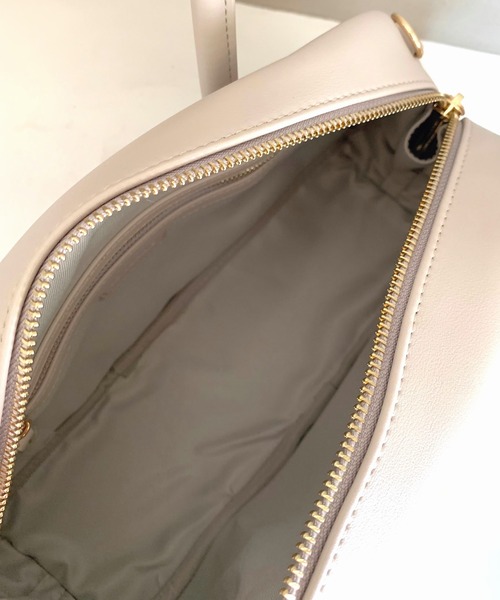 Casselini（キャセリーニ）の「Eyelet wide boston（ボストンバッグ・レディース・ダークグリーン/アイボリー・MEDIUM）」の10枚目の写真