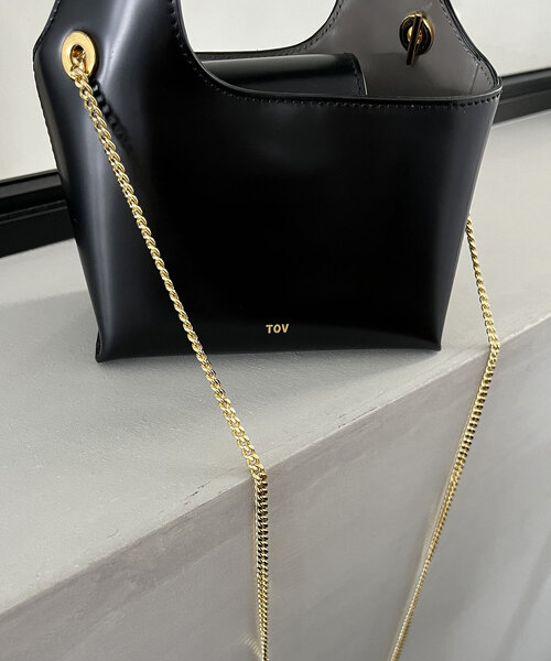 tov（トーヴ）の「＜tov/トーヴ＞BRIDGEショルダーバッグ（ショルダー
