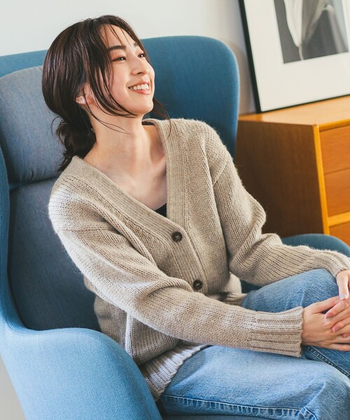 B:MING by BEAMS(ビーミングバイビームス)の「エドワード Vネック ニット カーディガン(カーディガン/ボレロ・レディース・ライトグレー/ブラック/ブラウン系その他/レッド・ONE SIZE)」の12枚目の写真