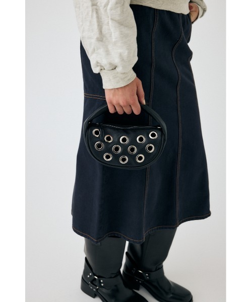 MOUSSY(マウジー)の「EYELET MINI バッグ(ショルダーバッグ・レディース・ブラック・FREE)」の16枚目の写真