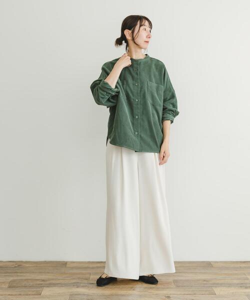ITEMS URBANRESEARCH（アイテムズ アーバンリサーチ）の「コーデュロイポケットシャツ（Tシャツ/カットソー・レディース・グリーン/ブラック/ベージュ・FREE）」の14枚目の写真