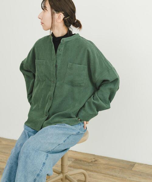 ITEMS URBANRESEARCH（アイテムズ アーバンリサーチ）の「コーデュロイポケットシャツ（Tシャツ/カットソー・レディース・グリーン/ブラック/ベージュ・FREE）」の16枚目の写真