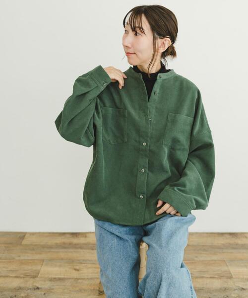 ITEMS URBANRESEARCH（アイテムズ アーバンリサーチ）の「コーデュロイポケットシャツ（Tシャツ/カットソー・レディース・グリーン/ブラック/ベージュ・FREE）」の17枚目の写真
