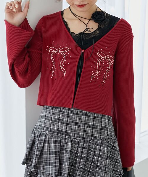 MAJESTIC LEGON（マジェスティックレゴン）の「リボンエンブロイダリーカーディガン（カーディガン/ボレロ・レディース・アイボリー/ピンク/ライトグレー/ブラック/ボルドー・MEDIUM）」の14枚目の写真