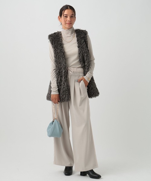 BAYFLOW（ベイフロー）の「[清涼感のあるシアー素材]シアータートルプルオーバー（Tシャツ/カットソー・レディース・アイボリー/ライトグリーン/グレー・FREE）」の4枚目の写真