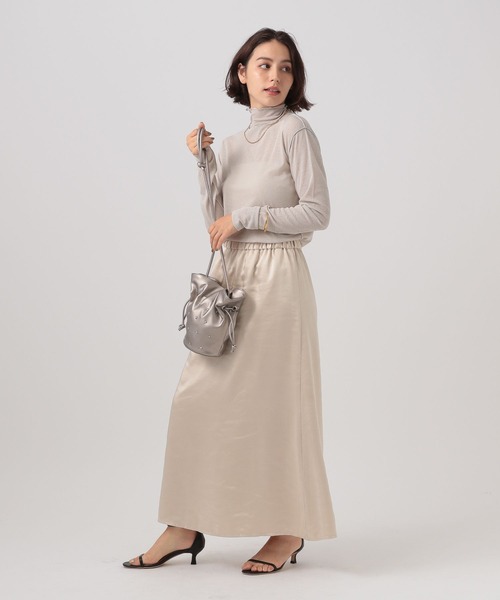 BAYFLOW（ベイフロー）の「[清涼感のあるシアー素材]シアータートルプルオーバー（Tシャツ/カットソー・レディース・アイボリー/ライトグリーン/グレー・FREE）」の6枚目の写真