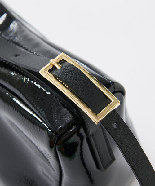 RIVE DROITE（リヴドロワ）の「【コーデのポイントに】パテントレザーミニバッグ（ショルダーバッグ・レディース・ブラック/カーキ・FREE）」の21枚目の写真