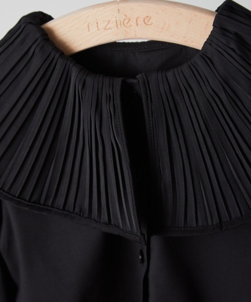 riziere（リジェール）の「プリーツカラーブラウス（シャツ/ブラウス・キッズ・ホワイト/ブラック・90/100/110/120/130/140/150）」の4枚目の写真