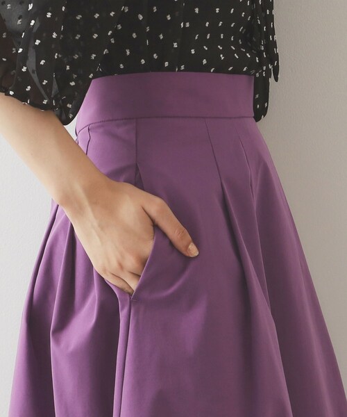 OPAQUE.CLIP（オペークドットクリップ）の「◆メモリータフタ フレアスカート【洗濯機洗い可】（スカート・レディース・ブラック/ブラウン系その他/パープル系・40/38）」の22枚目の写真