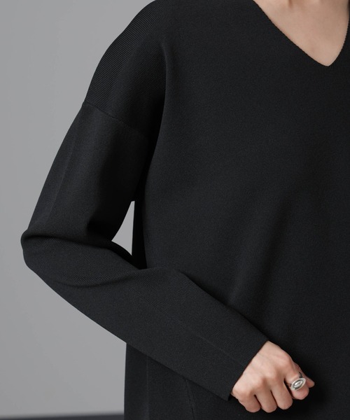 セール】洗濯機洗い可 軽量サイドスリットVネックニット（ニット